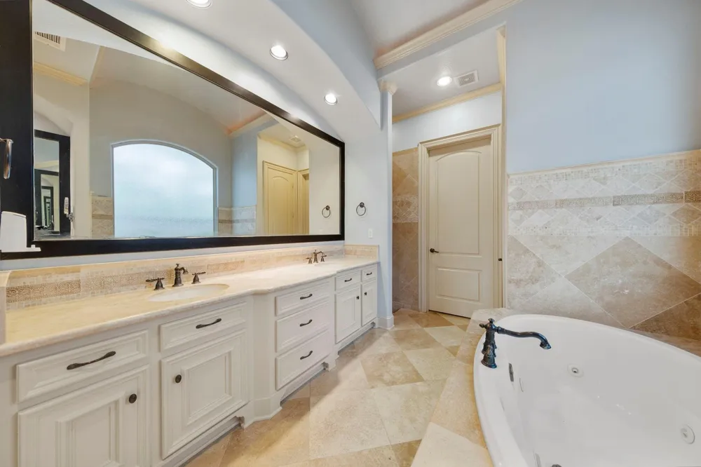 3 Pendleton Park Point The Woodlands, TX 77382