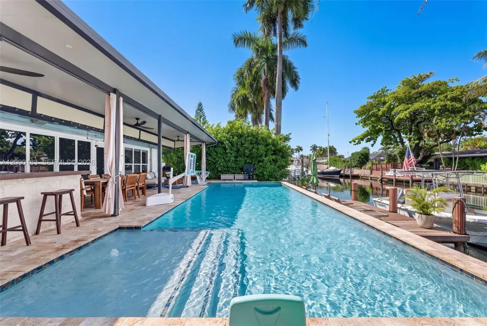 2513 Flamingo Ln Fort Lauderdale, FL 33312