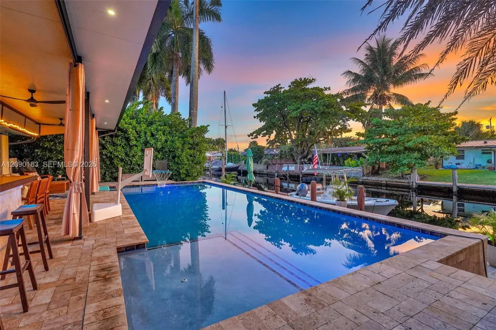 2513 Flamingo Ln Fort Lauderdale, FL 33312