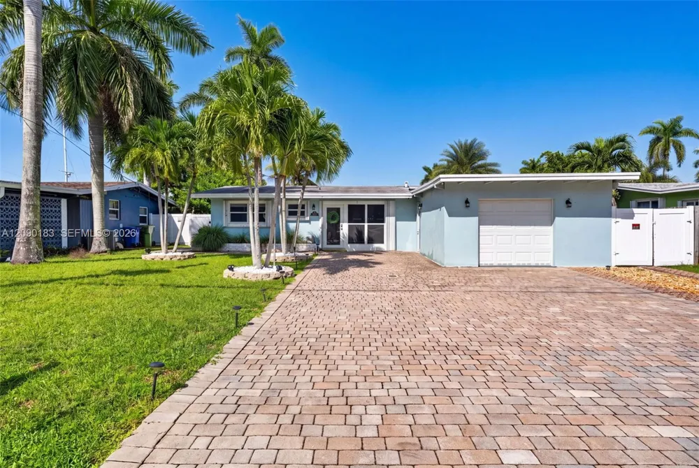 2513 Flamingo Ln Fort Lauderdale, FL 33312