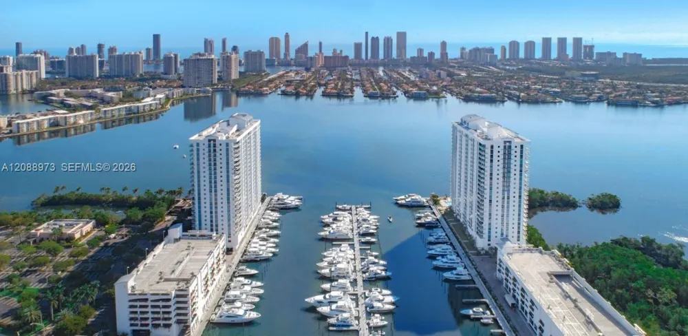 17111 Biscayne Blvd #2210 North Miami Beach, FL 33160
