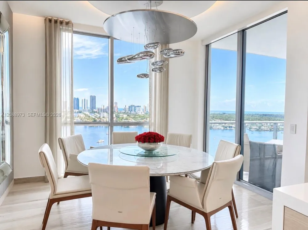 17111 Biscayne Blvd #2210 North Miami Beach, FL 33160