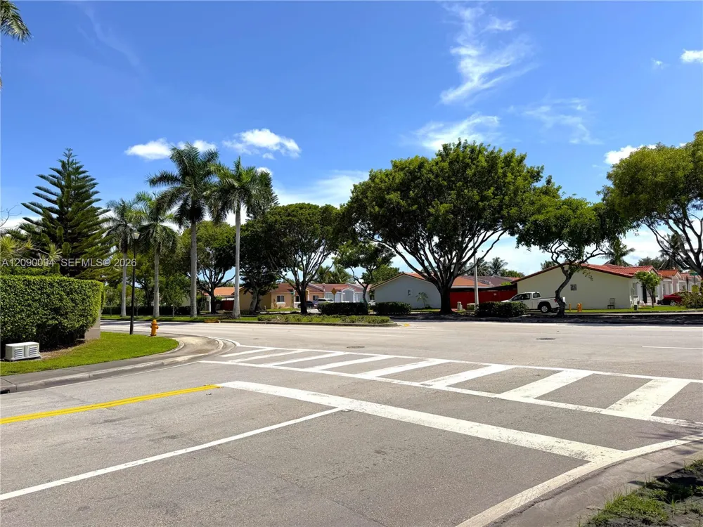 17302 NW 74th Ave #101 Hialeah, FL 33015