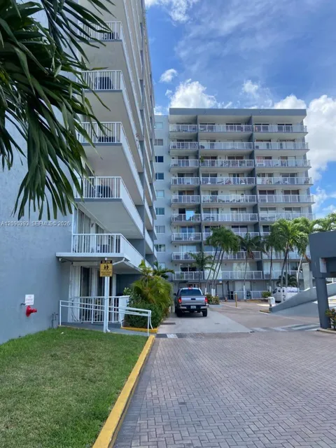 1800 NW 24th Ave #614