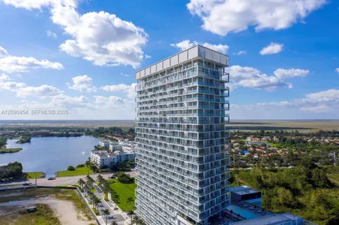 2000 Metropica Way #504