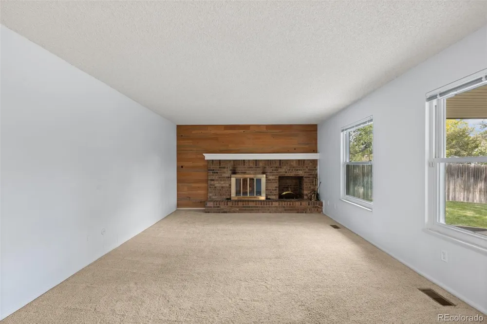 6360 S Jasmine Way Centennial, CO 80111