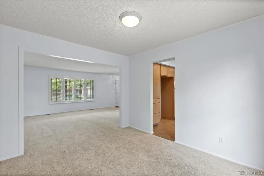 6360 S Jasmine Way Centennial, CO 80111