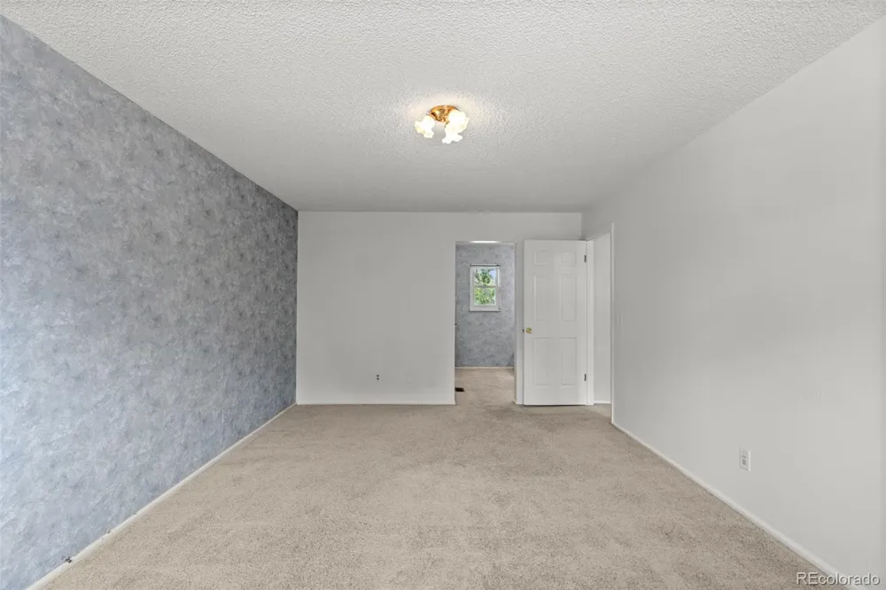 6360 S Jasmine Way Centennial, CO 80111