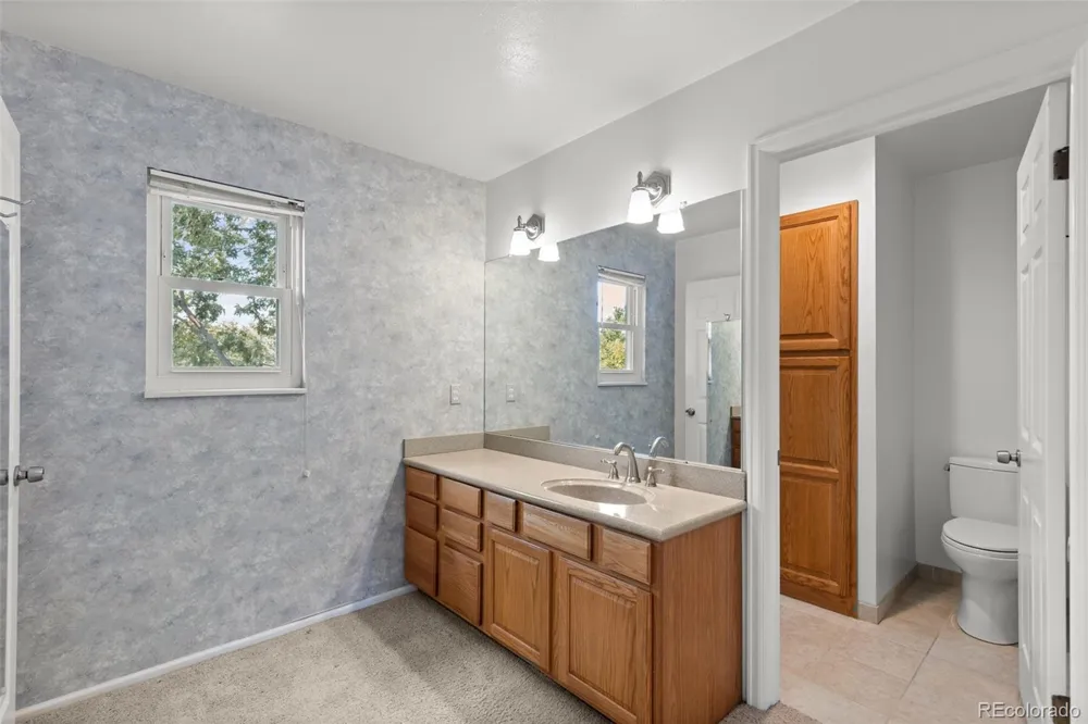 6360 S Jasmine Way Centennial, CO 80111