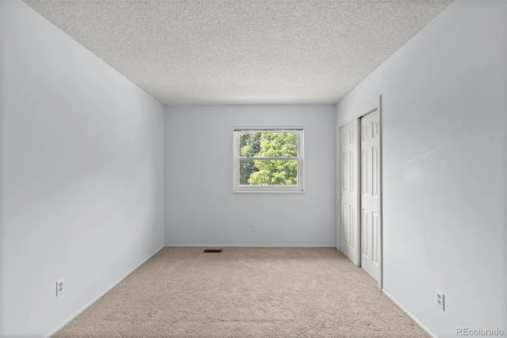 6360 S Jasmine Way Centennial, CO 80111