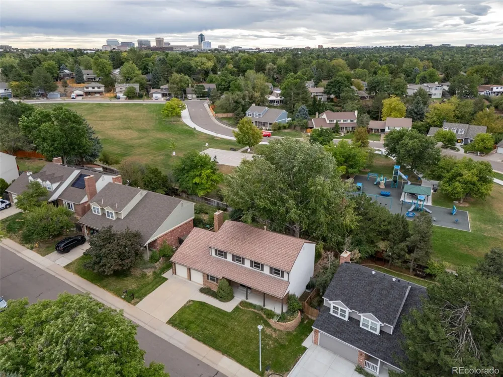 6360 S Jasmine Way Centennial, CO 80111