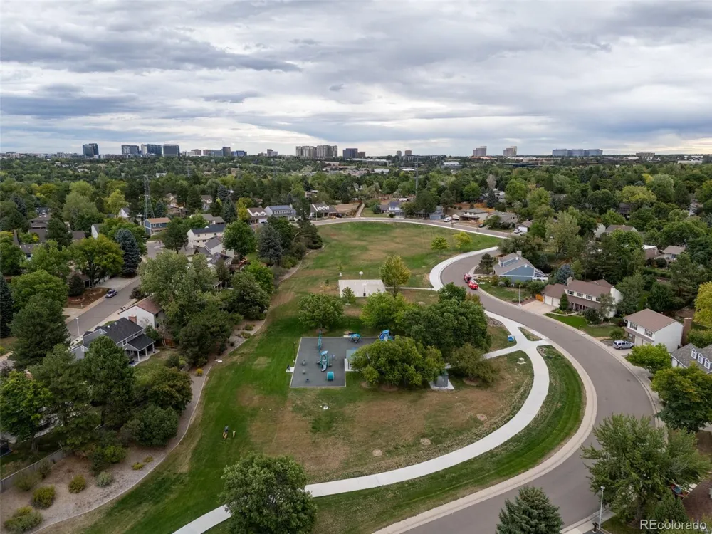 6360 S Jasmine Way Centennial, CO 80111