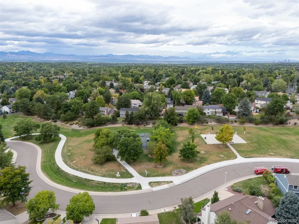 6360 S Jasmine Way Centennial, CO 80111