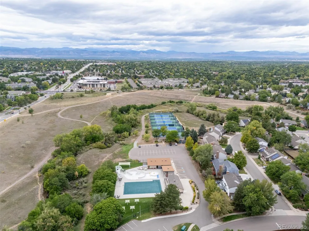 6360 S Jasmine Way Centennial, CO 80111