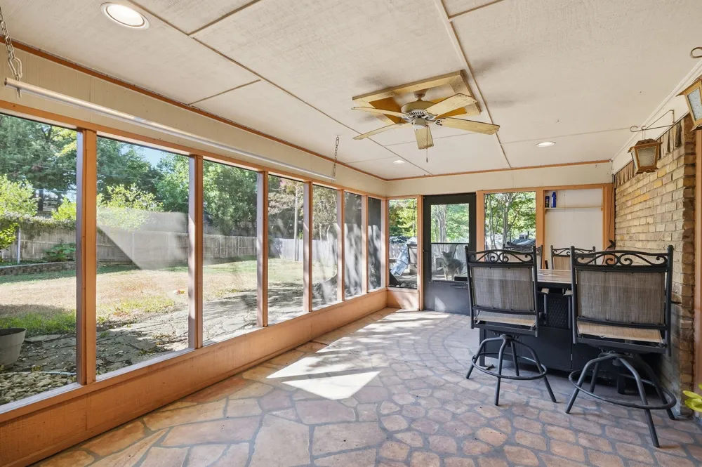 5914 Walden Trail Arlington, TX 76016