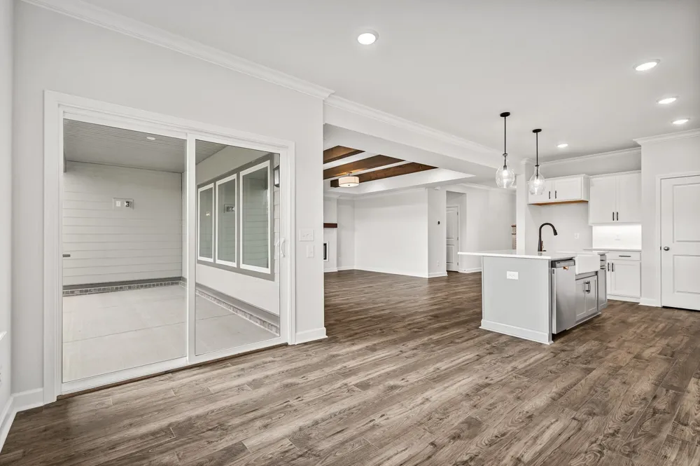 1933 Hildebrand Lane Columbia, TN 38401
