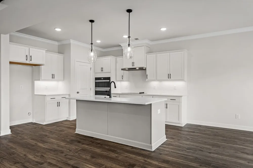 1933 Hildebrand Lane Columbia, TN 38401