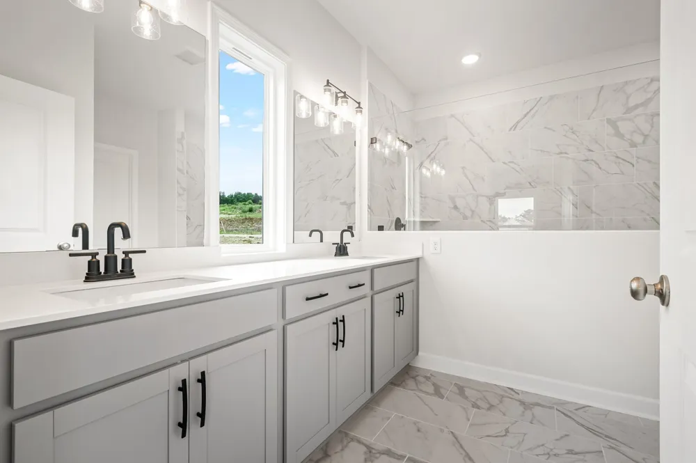 1933 Hildebrand Lane Columbia, TN 38401