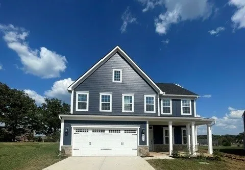 3213 Paddock Park