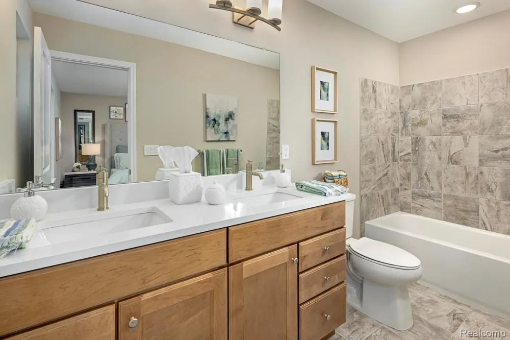 56050 Madison Lane #38 Lyon Charter Township, MI 48165