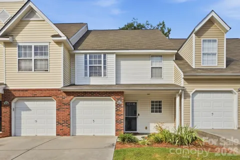 1719 Hidden Creek Drive