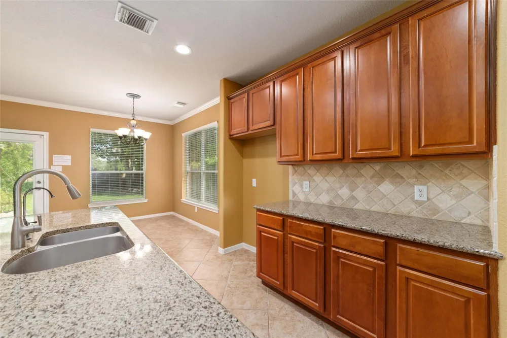 9722 Eagle Peak Court Katy, TX 77494