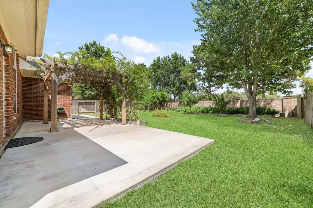 9722 Eagle Peak Court Katy, TX 77494