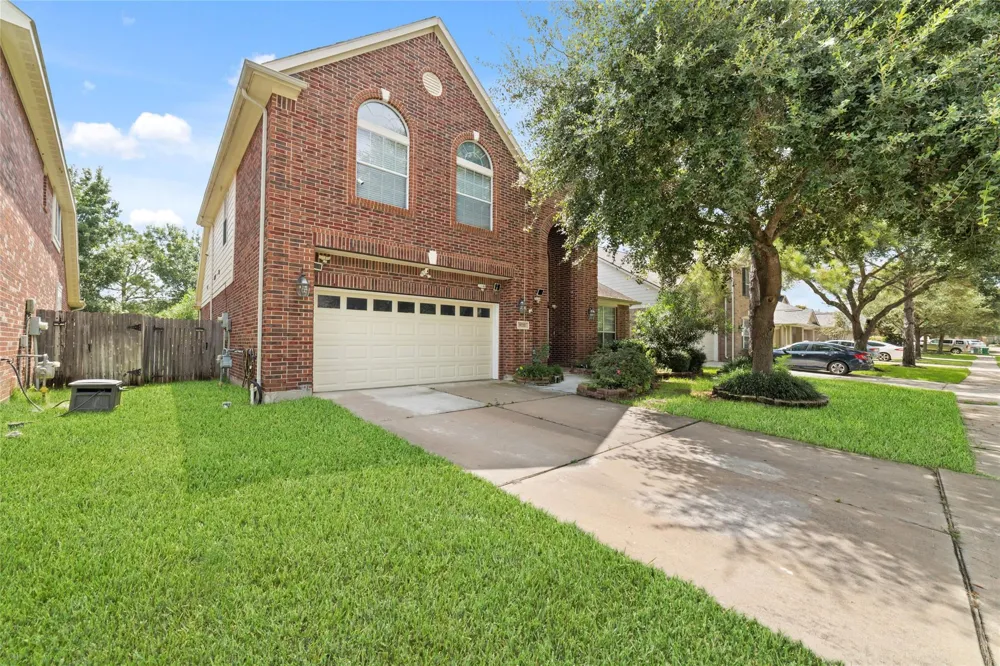 9722 Eagle Peak Court Katy, TX 77494