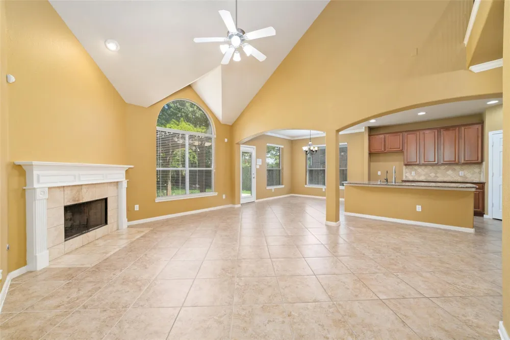 9722 Eagle Peak Court Katy, TX 77494