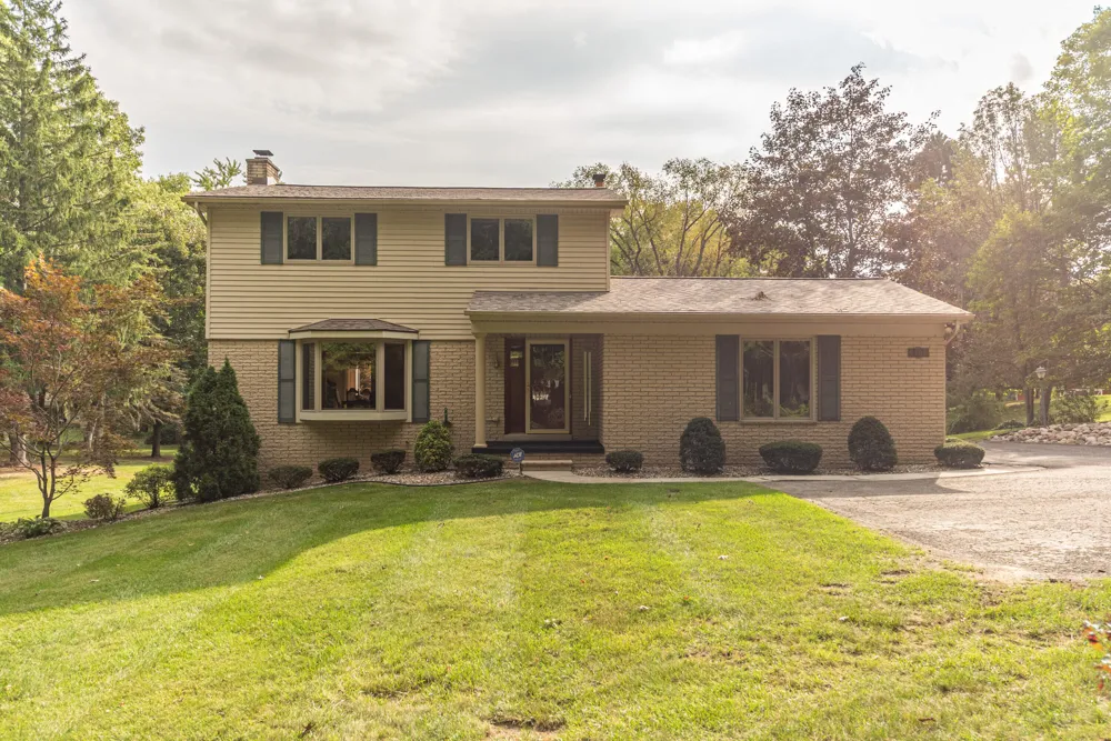 6705 Crane Road Ypsilanti, MI 48197
