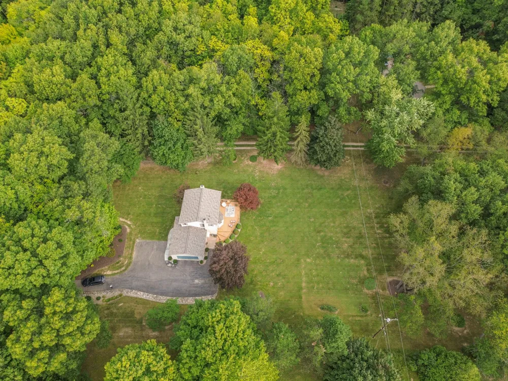6705 Crane Road Ypsilanti, MI 48197