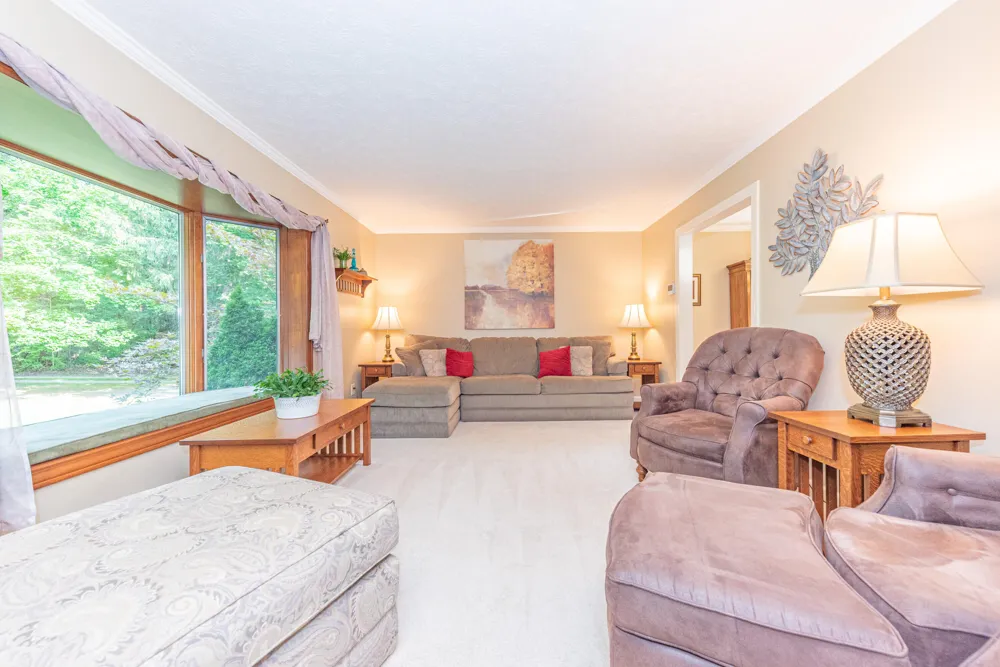 6705 Crane Road Ypsilanti, MI 48197