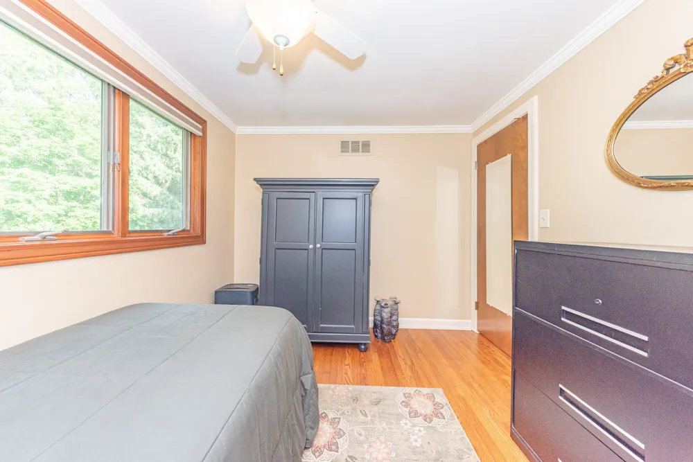 6705 Crane Road Ypsilanti, MI 48197