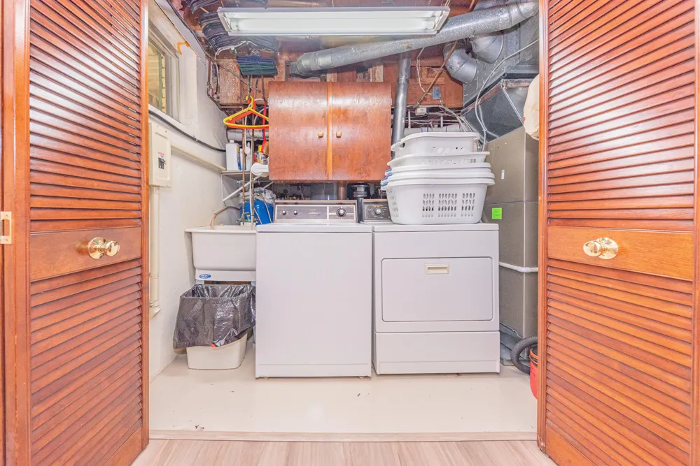 6705 Crane Road Ypsilanti, MI 48197