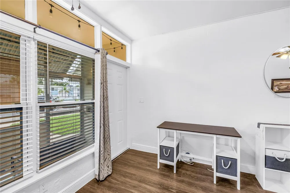 4001 58TH STREET #5S Kenneth City, FL 33709