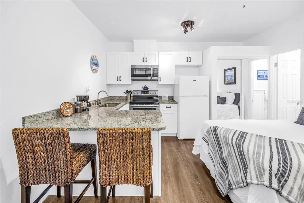 4001 58TH STREET #5S Kenneth City, FL 33709