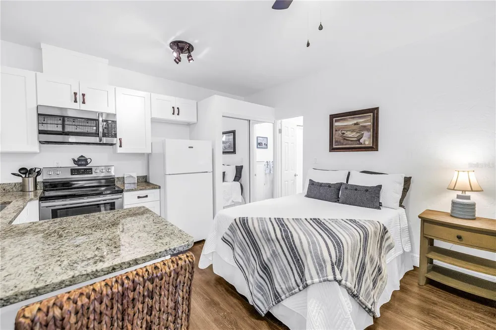 4001 58TH STREET #5S Kenneth City, FL 33709
