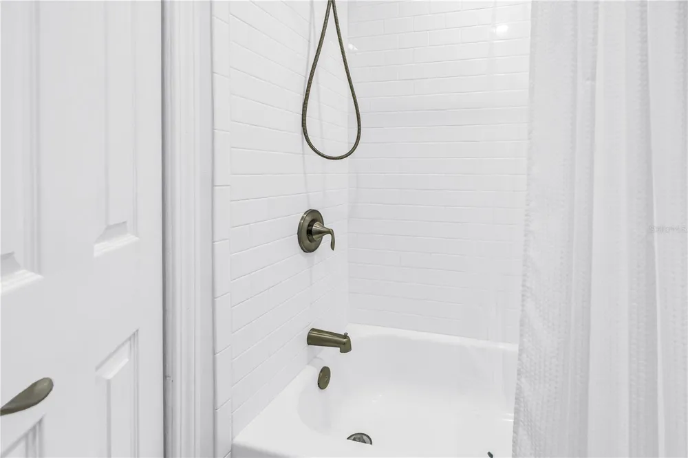 4001 58TH STREET #5S Kenneth City, FL 33709