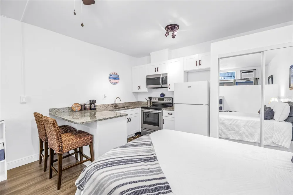 4001 58TH STREET #5S Kenneth City, FL 33709