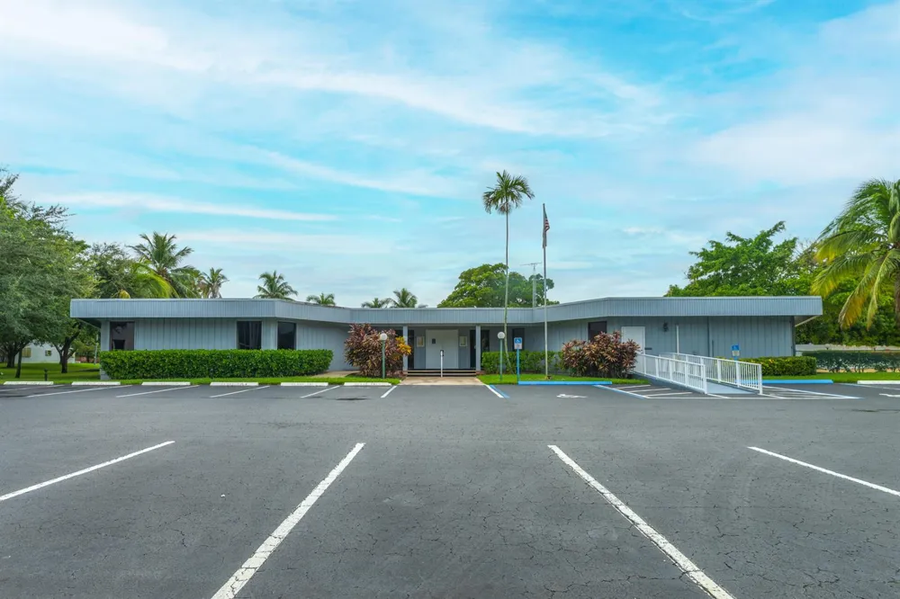 101 ROYAL PARK DRIVE #1C Oakland Park, FL 33309