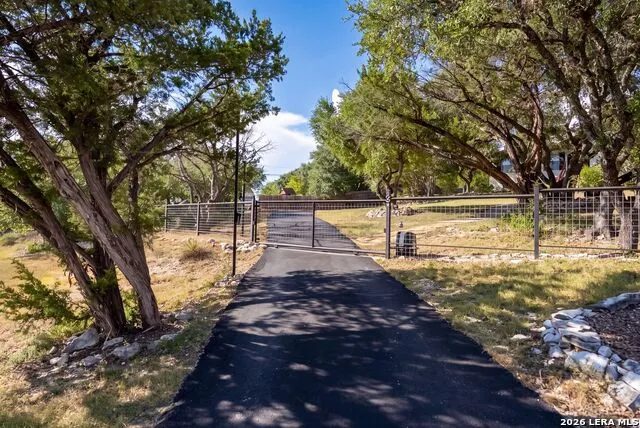 9915 Scenic Hills Dr San Antonio, TX 78255