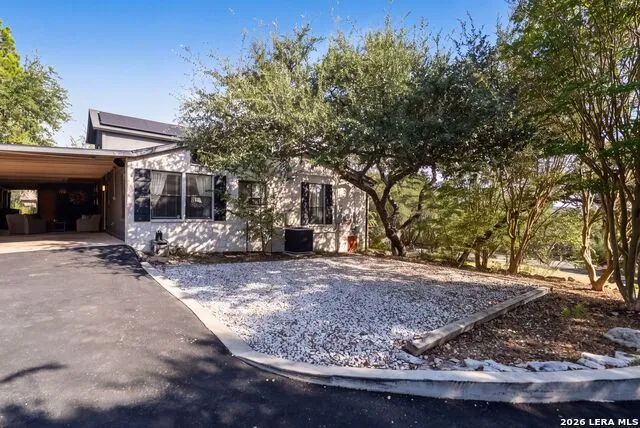 9915 Scenic Hills Dr San Antonio, TX 78255