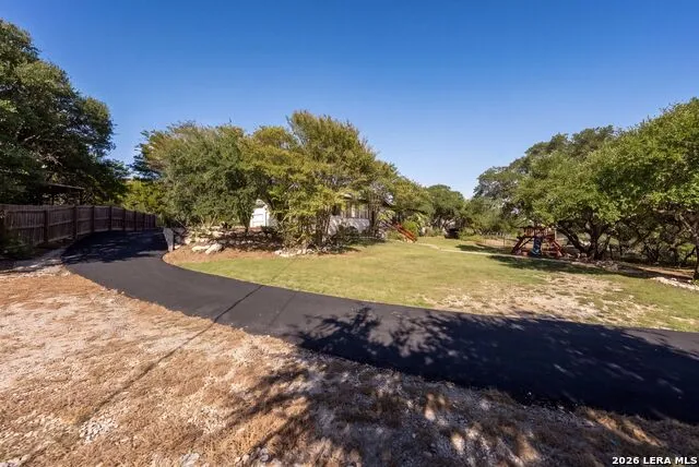 9915 Scenic Hills Dr San Antonio, TX 78255
