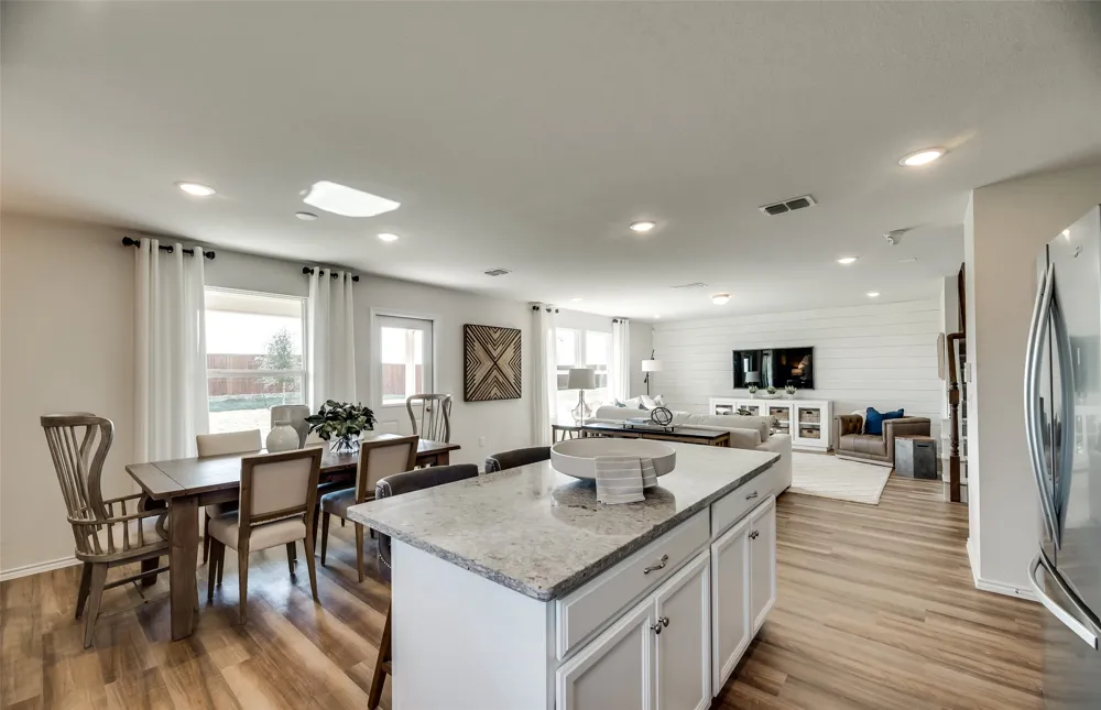 1068 Clear Dusk Lane Forney, TX 75126