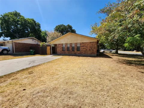 3211 Eastridge Drive