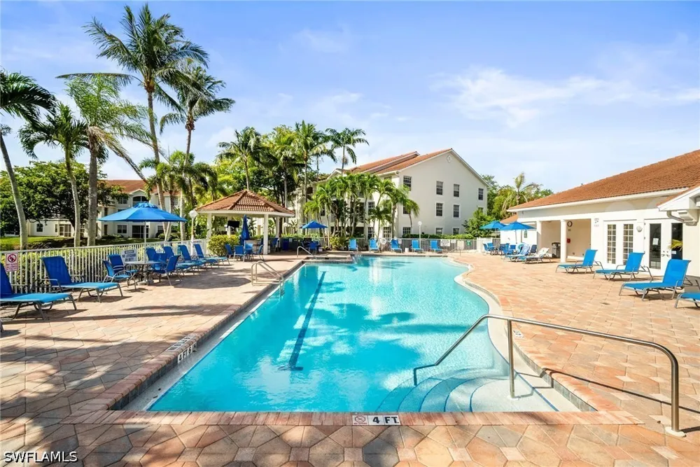 Saint Croix Lane #1525 Naples, FL 34109