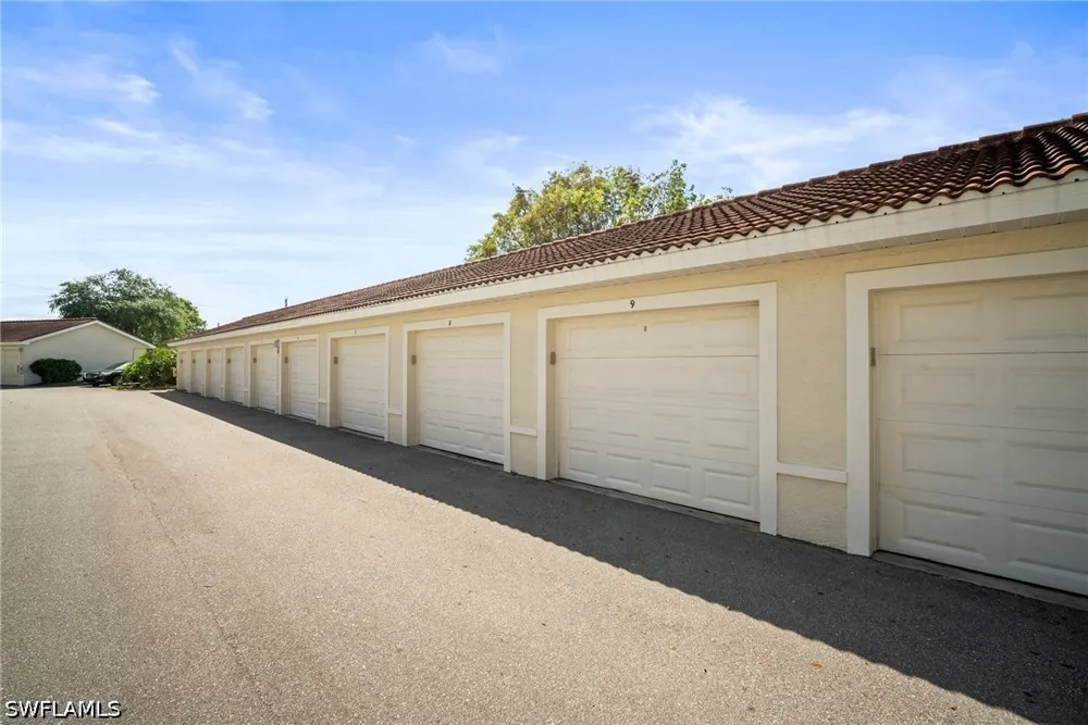 Saint Croix Lane #1525 Naples, FL 34109