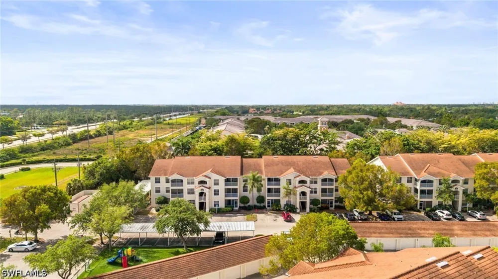 Saint Croix Lane #1525 Naples, FL 34109
