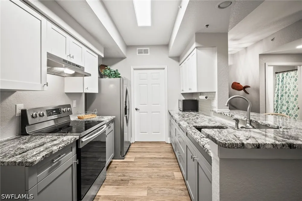 Saint Croix Lane #1525 Naples, FL 34109