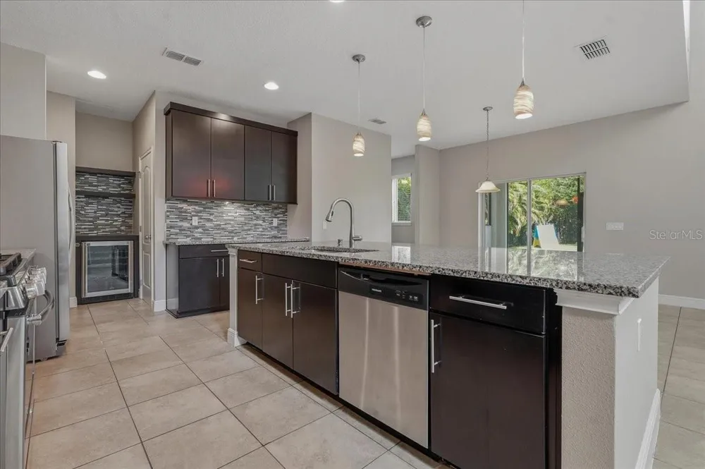 7340 MILESTONE DRIVE Apollo Beach, FL 33572